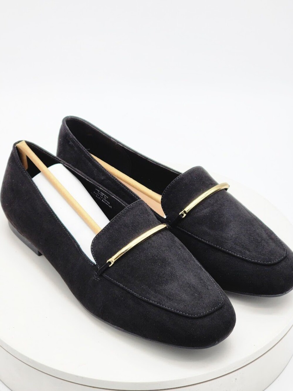 Journee Collection Wrenn Black Loafers Women’s Size 11 Gold Bar Slip On Flats